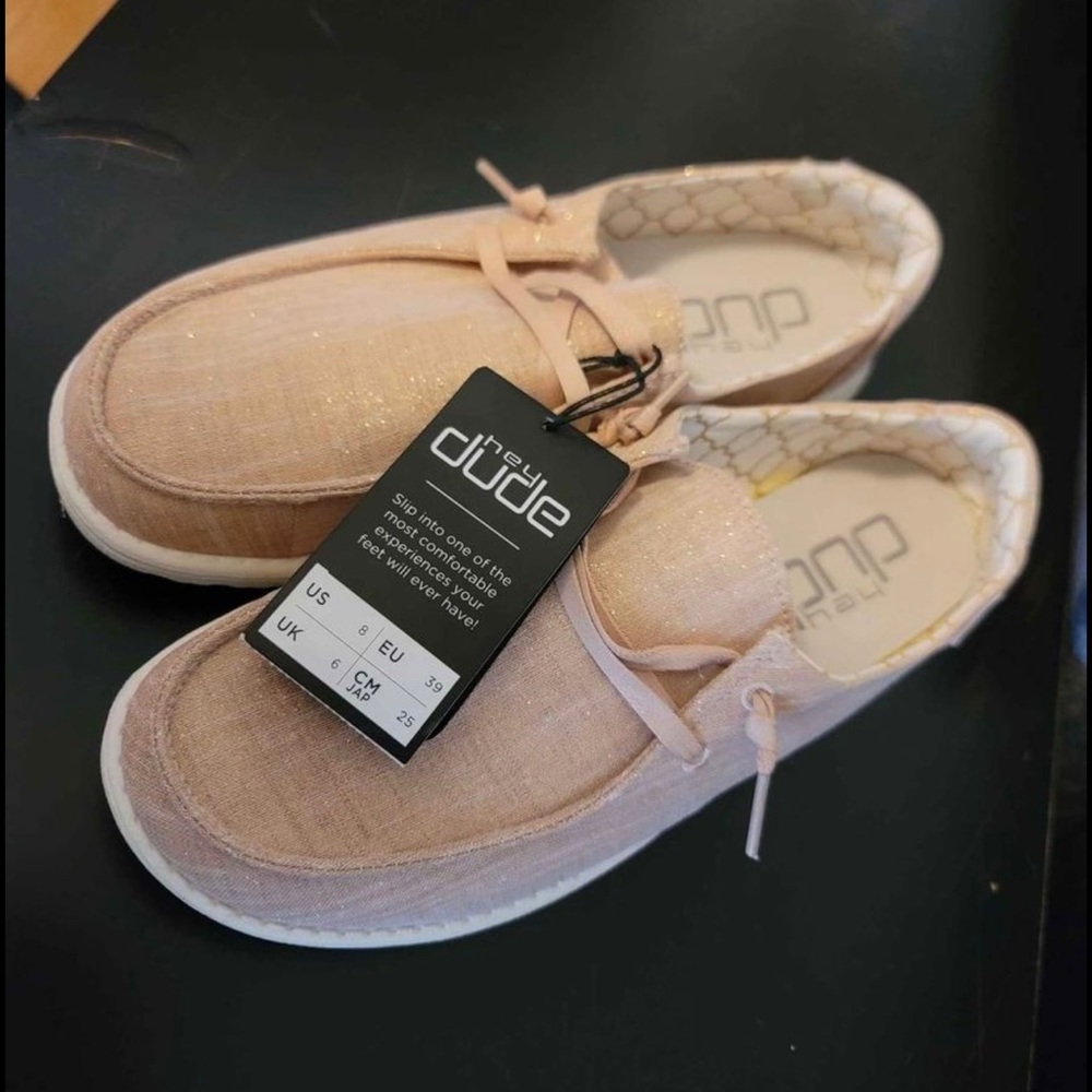 Size 8 Hey Dude Shoes